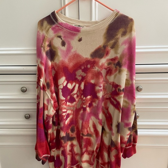 EUC Natural Life Taylor Oversize Sweater, Magenta Tie-Dye, size L/XL - Picture 8 of 9